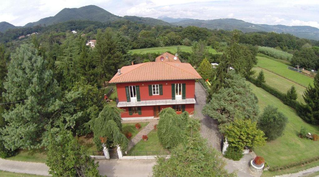 Villa Sissi Arliano Exteriér fotografie